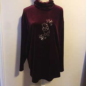 The Disney “Winnie the Pooh” tunic XL
